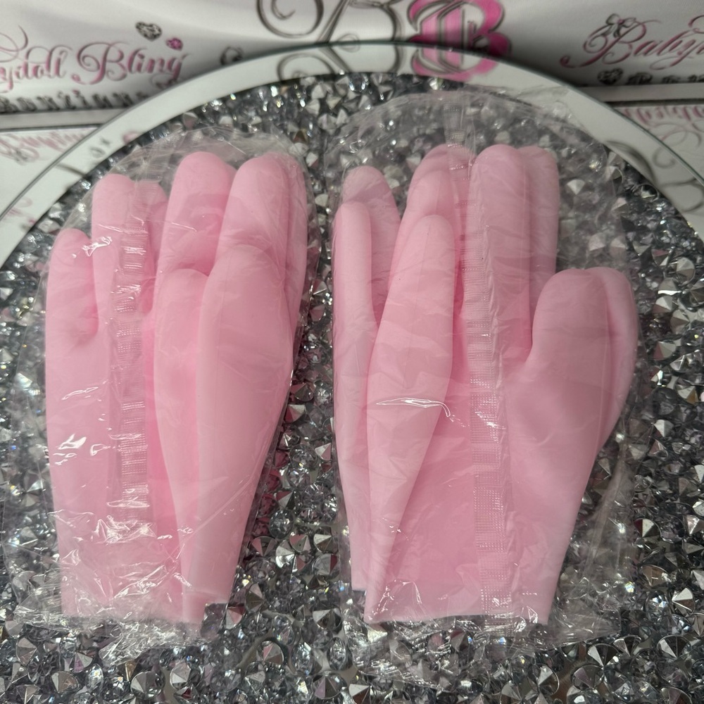 Silicone gloves moisturizing winter cracking skin sleep luxury skincare mittens